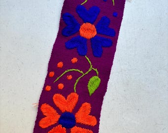 Hand Embroidered Mexican Sash Belt: Colorful Floral Tie Belt  display picture 1