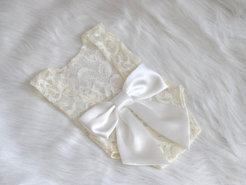 Newborn photography outfit Newborn photo props ARIA Lace romper with bow for baby girl Newborn photo shoot