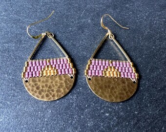 Beaded Brass Triangle Teardrop Earrings: Miyuki Glass Seed Beads, Mauve Gold Sun, Medium Size