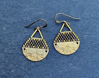 Perlen Ohrringe, Messing Dreieck, Tropfenform, Miyuki Glasperlen, Olivgrün Gold, Kleine Größe