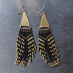 Long Seed Bead Fringe Tassel Earrings, Raw Brass Glass Beads Jewelry, Handwoven High Quality Beadwork, Shoulder Duster Statement Earring