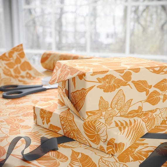 Golden Leaf Pattern Wrapping Paper | Botanical Fall Leaves