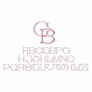 Op de afbeelding: Een roze monogram met de letters "GB" en een volledig alfabet in een bijpassend decoratief lettertype. De letters zijn in een lichtroze tint tegen een witte achtergrond. Het ontwerp is elegant en geschikt voor diverse gepersonaliseerde projecten.