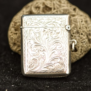 British Georgian Antique Silver 1904 Vesta Case.  Silver Vesta Case, Antique Vesta Case, Sterling Silver Vesta, genuine antique vesta.