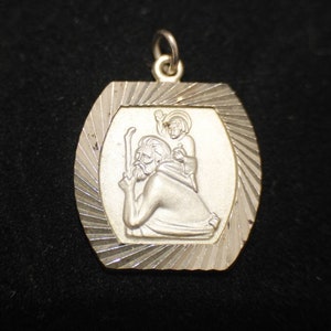 Vintage Silver St Christopher Pendant. Vintage st Christopher, Vintage Christian charm, st Christopher Charm, Vintage Christian jewelry.