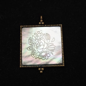 Vintage Engraved Mother of Pearl Pendant in gold coloured surround.  Vintage MOP Pendant, mother of pearl, vintage MOP Jewellery.