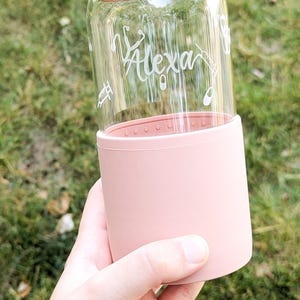 CUSTOM Hand Engraved Dishwasher Safe Glass Tumbler, Cute Personalized Glass Tumbler with Lid and Straw, Glass Tumbler for Iced Coffee