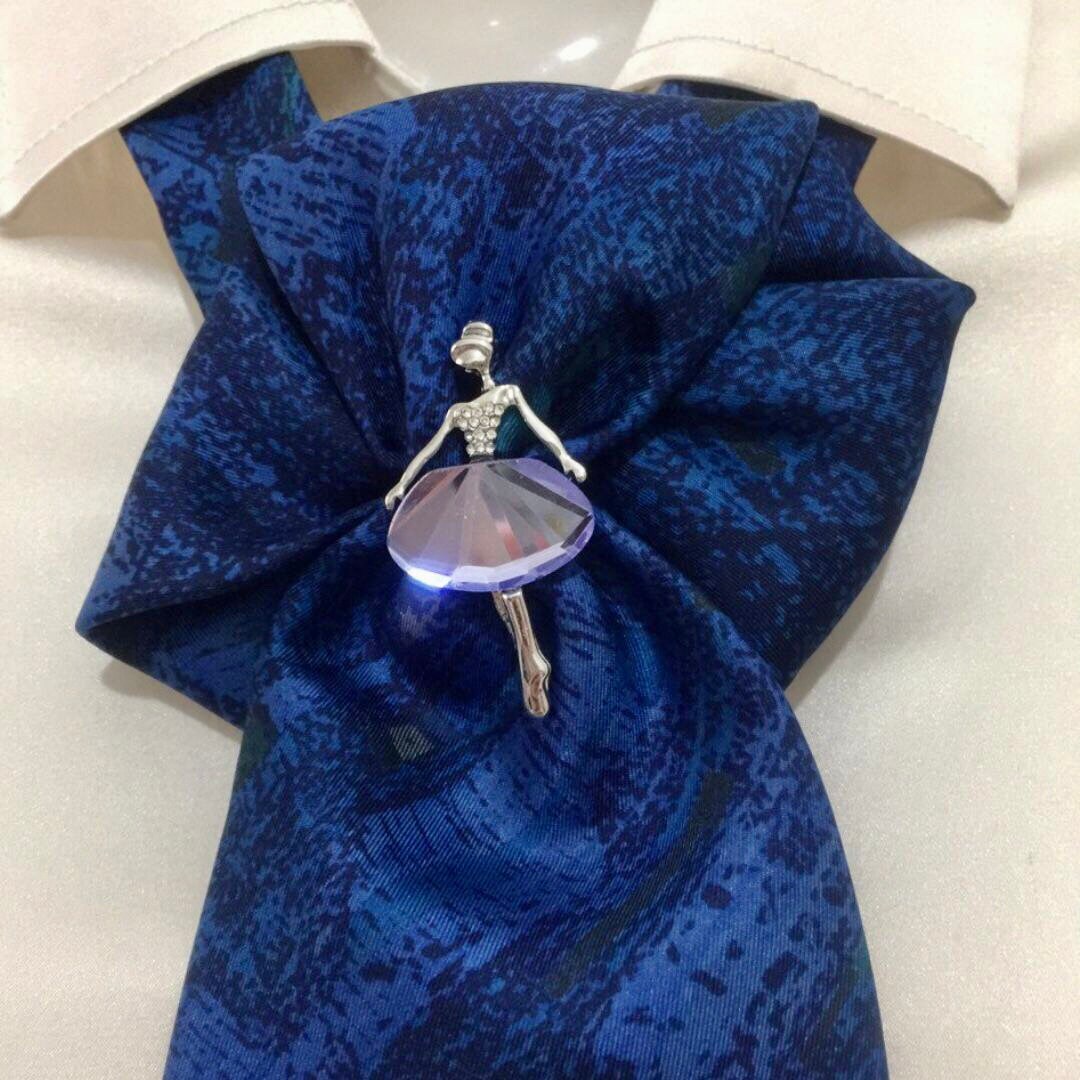 Cravate Femme En Soie 100% Italie - Bleu, Fait Main, Taille Unique - Neuf Sans étiquettes