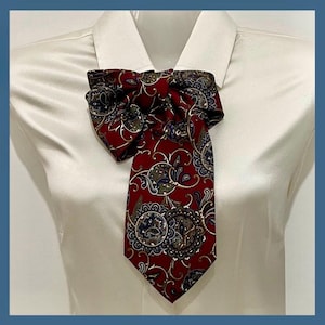 Collana con papillon in seta rossa per donna – Cravatta barocca – Fatta a mano in seta italiana ヴィンテージ