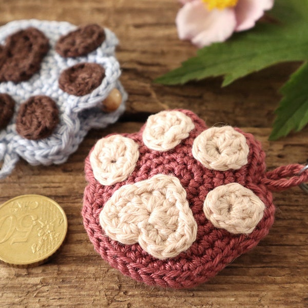 Patron au crochet pour Taschenbaumler "Pfötchen" - Langues : Anglais (US) / Allemand