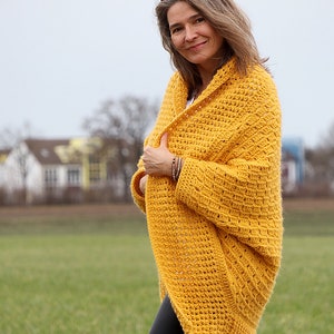 Crochet Pattern for Cardigan / Shrug „Cosy“ - Languages: English / German