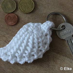 Schlüsselanhänger &quot;Flügel mit Sternen&quot; / Keychain  &quot;Wing and Stars&quot; - Häkelanleitung / Crochet Pattern - Sprache / Language: DE / EN