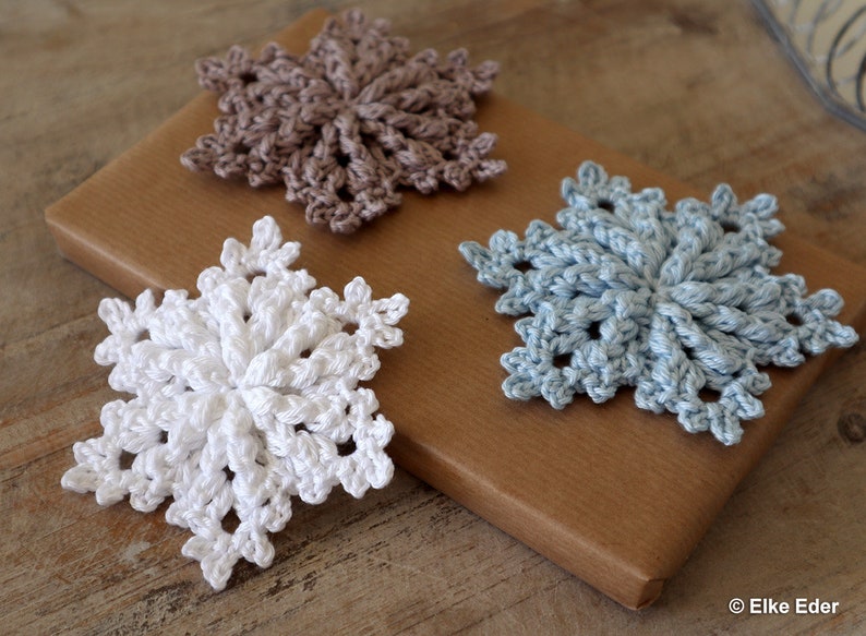 Crochet Pattern for Snowflake Neve English / German image 4