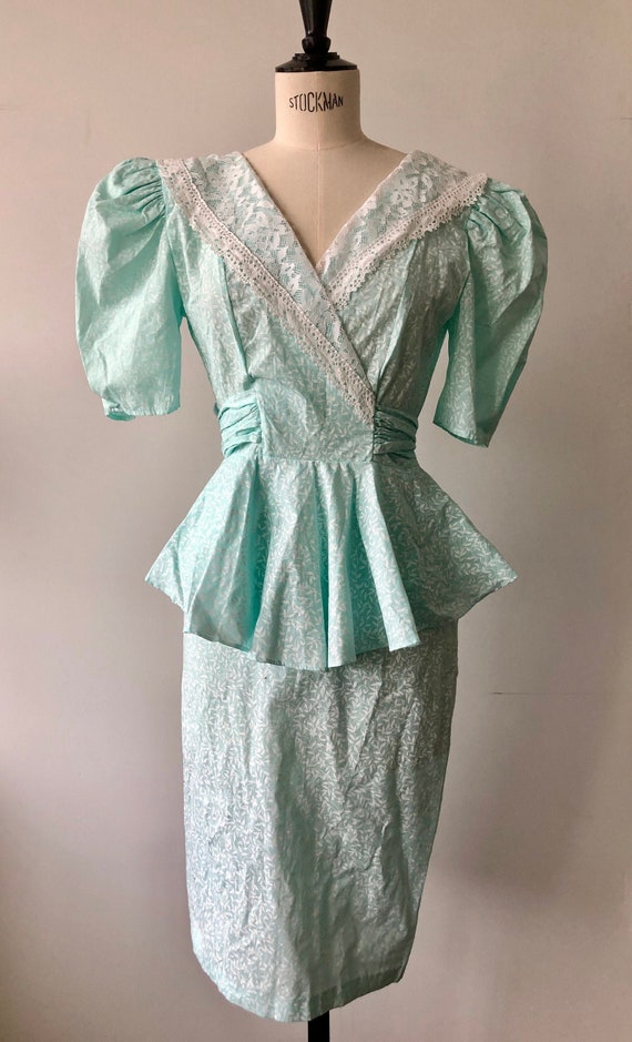 vintage clothes hand selection