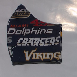 Men&#39;s NFL team face mask