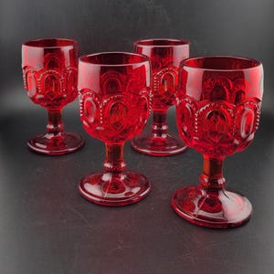 Set Of Four L.E. Smith Moon And Stars Red Goblets, Vintage Red Wine Glasses, Art Deco Glassware, Red Moon And Stars, retro