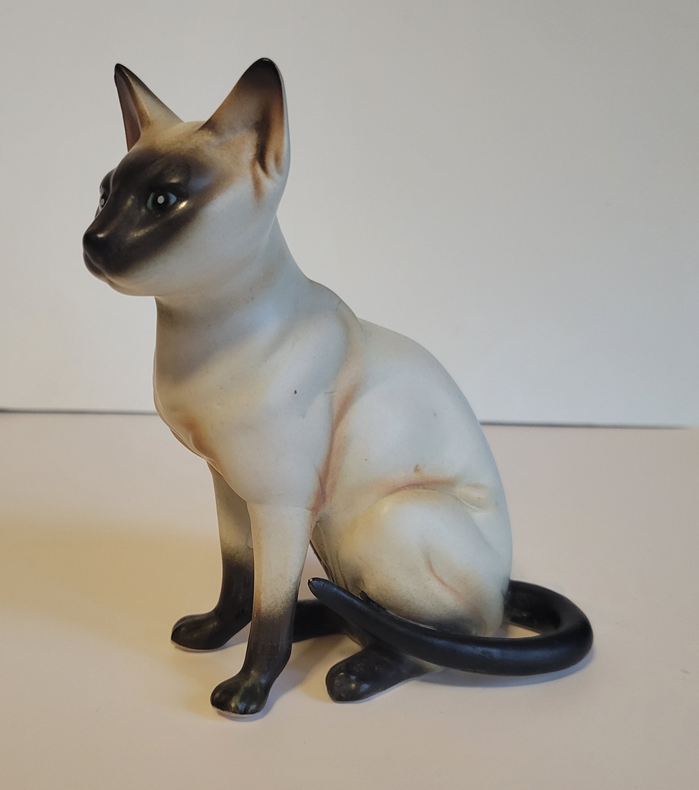 Siamese Cat figurine, Siamese Cat, porcelain Siamese Cat, porcelain cat