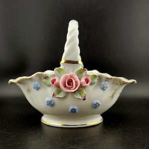 Napco porseleinen bloemenmand, vintage handgeschilderde bloemenmand, 3D-bloemen, trinketschaal, snoepschaal, dressoirmand, cottage core