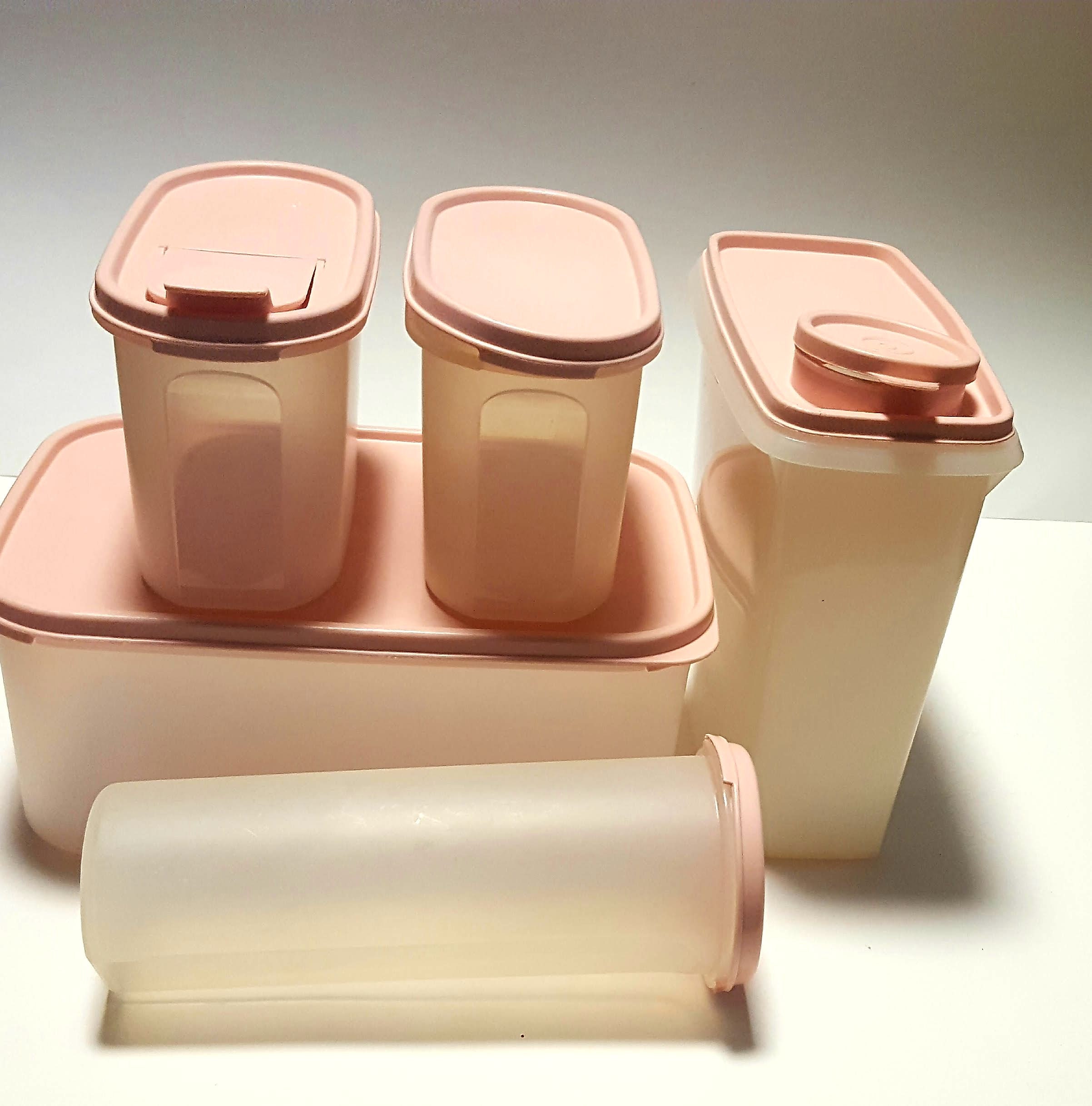 Vintage Pink Tupperware, Set of 5 Round or Oblong Containers, Cereal  Container