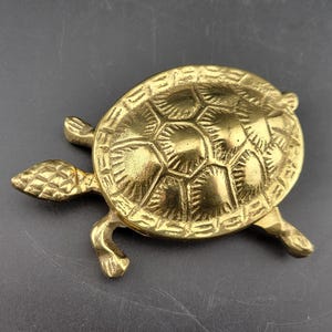 Caja de baratijas de latón con forma de tortuga, Tortuga de latón vintage, Caja de baratijas de latón, Decoración de playa, Núcleo costero