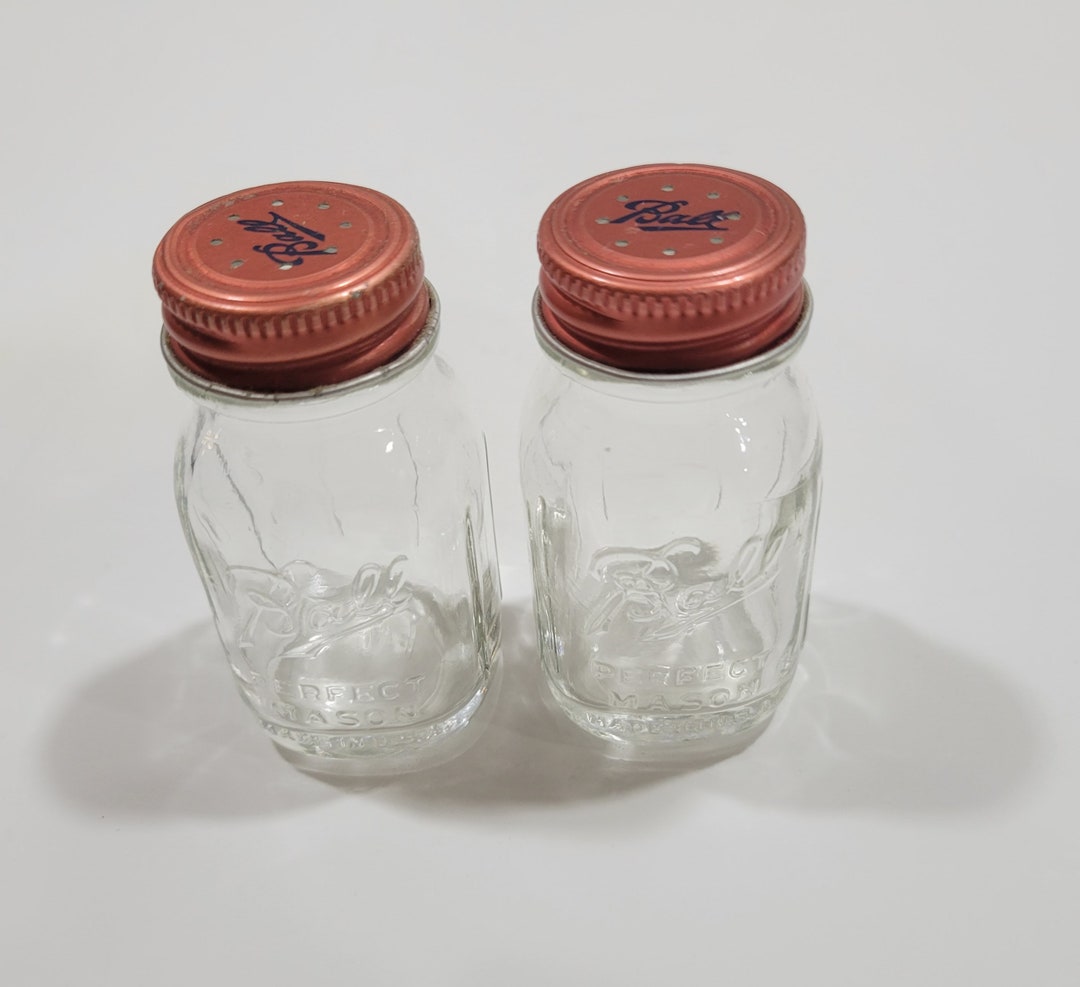 Mason Jar Salt and Pepper Shaker, Vintage Mason Jars, Mason Jars, Ball