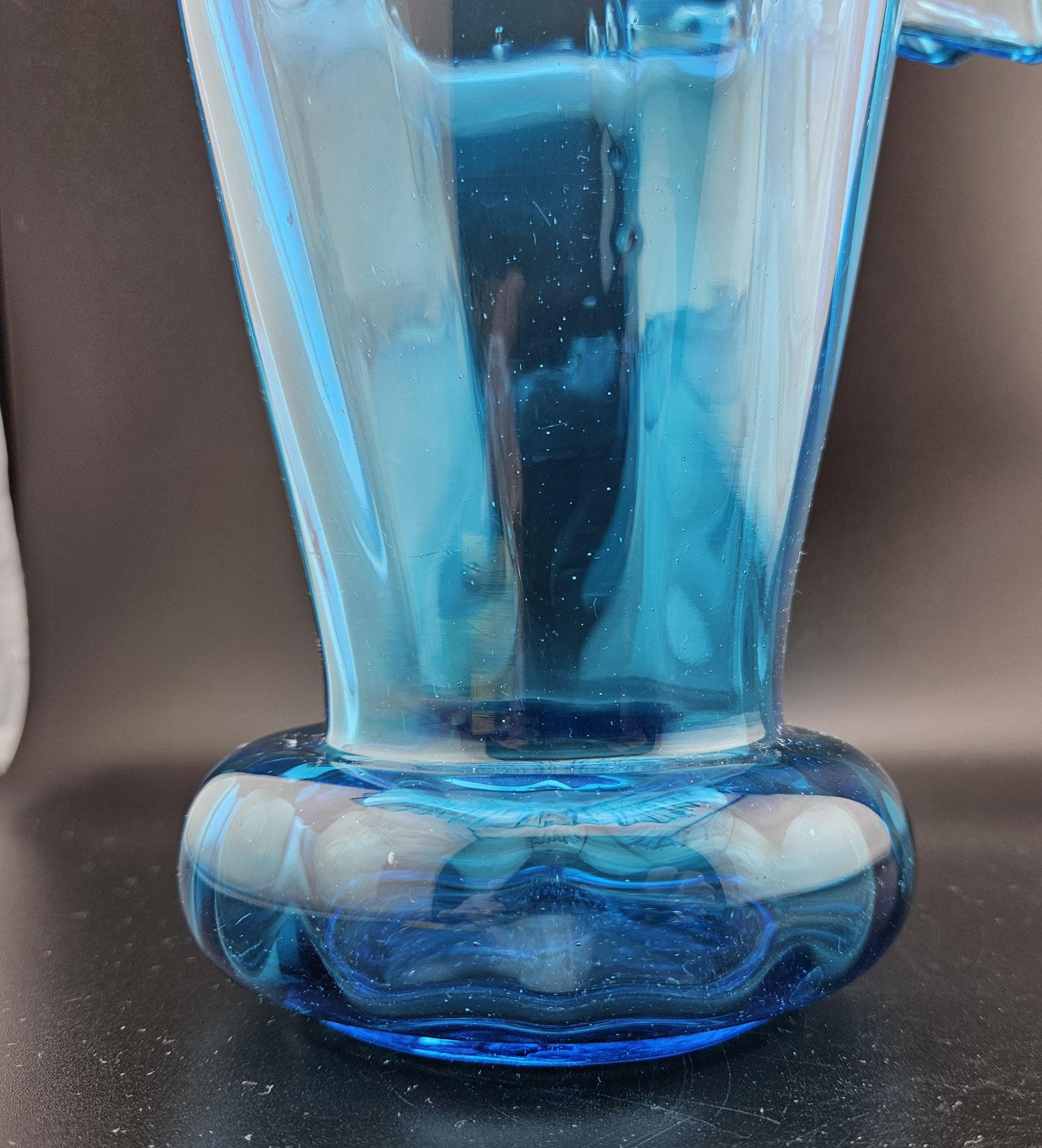 ヴィンテージ ブルー ガラス花瓶、ヴィンテージ ブルー ビーコン