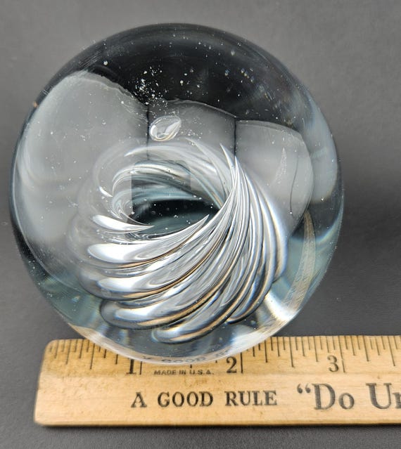 美しいペーパーウエイト インテリア 透明 うずまき 美しいペーパー