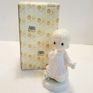 Vintage Precious Moments, Precious Moments a bouquet from God&#39;s garden, bouquet from God&#39;s garden, Precious moments figurine, Enesco