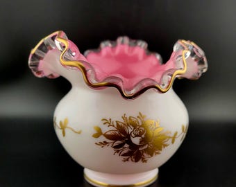 Vintage Fenton Peach Crest Vase Melon Rib Charleton Line, Abels