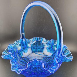 フェントン　ミニバスケット　アメリカ　ヴィンテージ　アンティーク Fenton glass basket - Etsy 日本