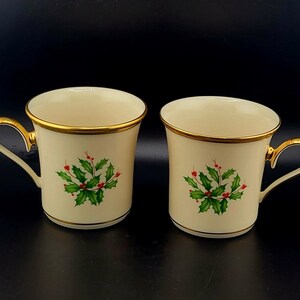 Lenox China Holly and Berry Coffee mug, Christmas Lenox China, Holly Berry Lenox Christmas China, Lenox China, Lenox Holly Berry Coffee cup