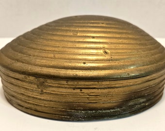 Antique Solid Brass Clam Hinged Jewelry box, Brass Class Trinket Box, Antique Brass Clam Storage Box