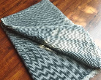 Cashmere Wrap Blanket: Extra Large Pure Wool, Warm Winter Shawl (50x100 inches)