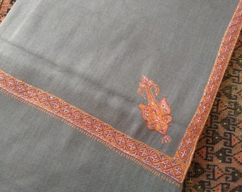 Semi pashmina border embroidery shawl, Kashmiri hashidar shawl, sozni kunj dar shawl, luxury shawl, 114*228 cms