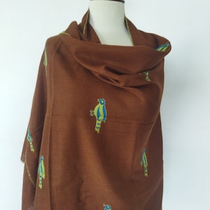 Embroidered Pashmina Scarf: Kashmiri Bird Design Stole (28x80 inches)