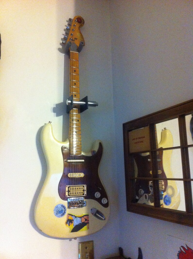 Guitarhitch Wall Hanger Mount Lock Security for Guitar Lockable Etsy