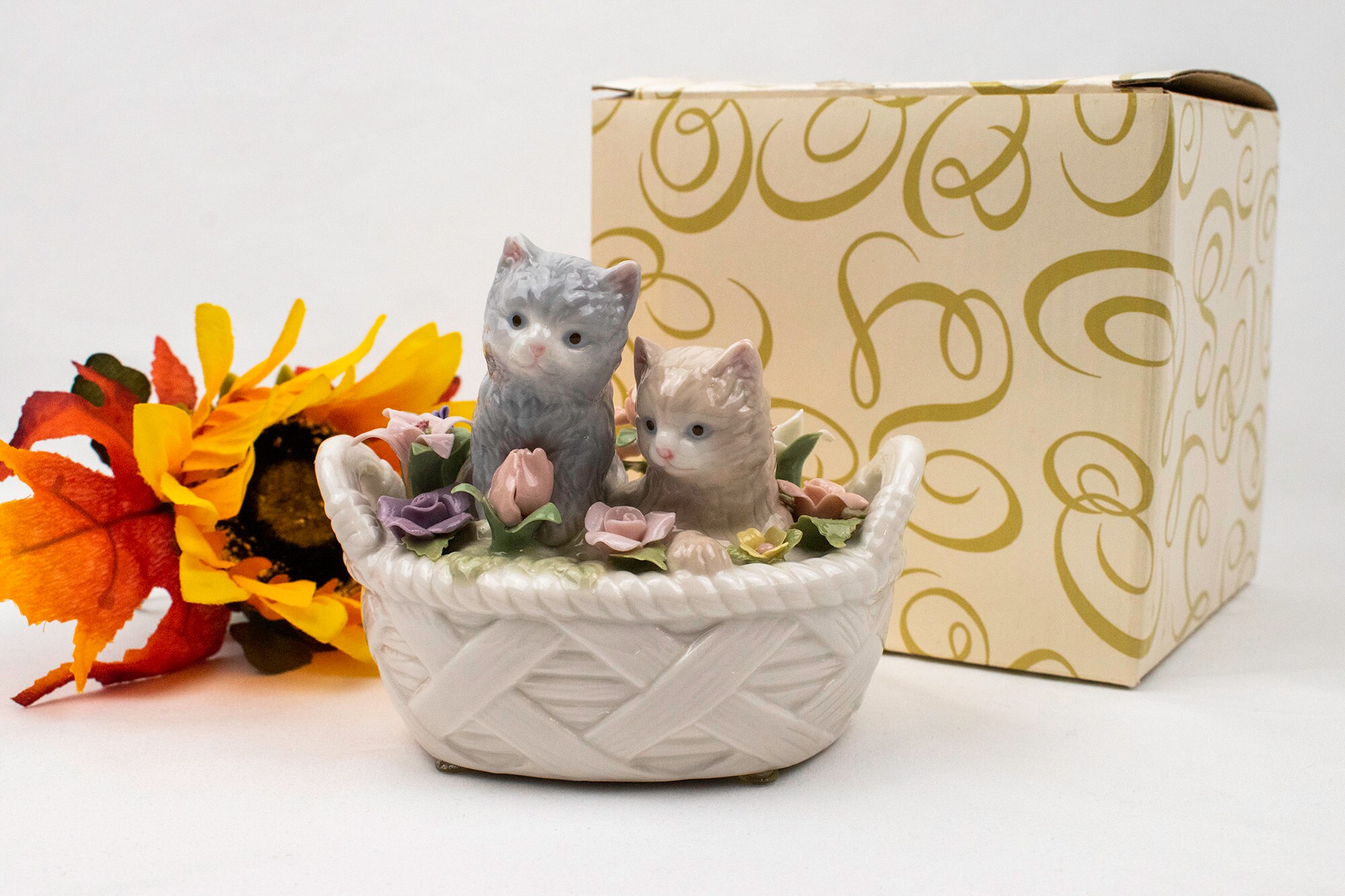 Anna Rosa Collection Cats in A Basket Music Box in Original Box San ...