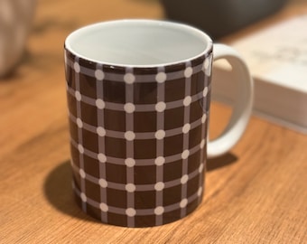 Find the Black Dots Optical Illusion Coffee Mug