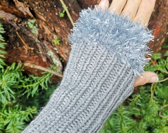Handmade Fuzzy Fluffy Knit Fingerless Texting Gloves Mittens Arm Warmers Glovelets grey