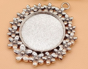 10pcs 25mm Round Flower Antique Silver/Antique Bronze Pendant Trays,Blank Pendant Bases,25mm Bezel Pendant Settings for Glass or Stickers