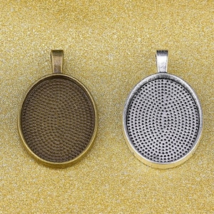 25pcs Antique Silver tone/Antique Bronze Oval Pendant Trays,Blank Pendant Bases,18mmX25mm Bezel Pendant Settings for Glass or Stickers
