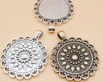 10pcs Round Antique Silver tone/Antique Bronze Flower Pendant Trays,Blank Pendant Bases,30mm Bezel Pendant Settings for Glass or Stickers