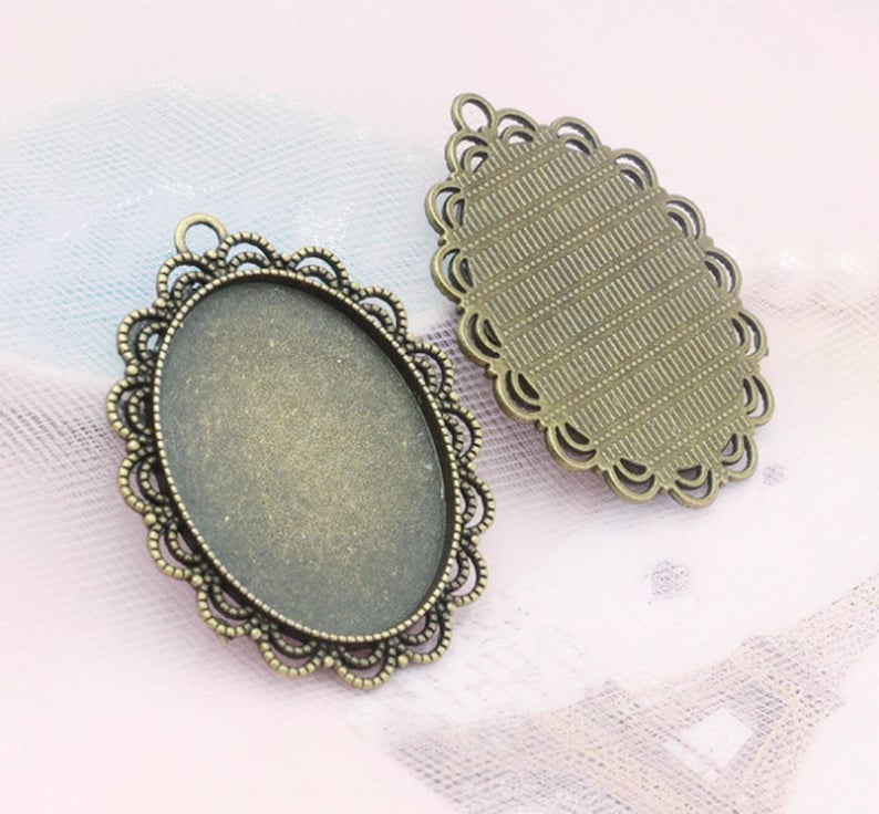 12pcs Antique Silver toneAntique Bronze Pendant Trays,Blank Pendant Bases,30mmx40mm Bezel Pendant Settings for Glass or Stickers