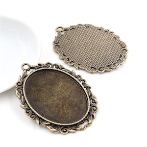 15pcs 30mmx40mm Antique Silver tone/Antique Bronze Pendant Trays,Blank Pendant Bases,30mmx40mm Bezel Pendant Settings for Glass or Stickers