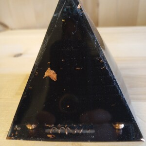 Shungite Orgonite Meditation Pyramid