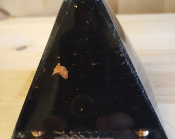 Shungite Orgonite Meditation Pyramid