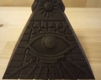 Shungite Orgonite Meditation Pyramid