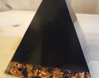 Shungite Orgonite Meditation Pyramid