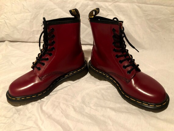 dr martens red vintage