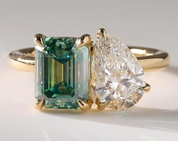 Featured listing image: 5.50 TCW Toi Et Moi Green Emerald & Pear Cut Moissanite Engagement Ring Vintage Wedding Ring 14K Solid Gold Dainty Ring Two Stone Ring Gift